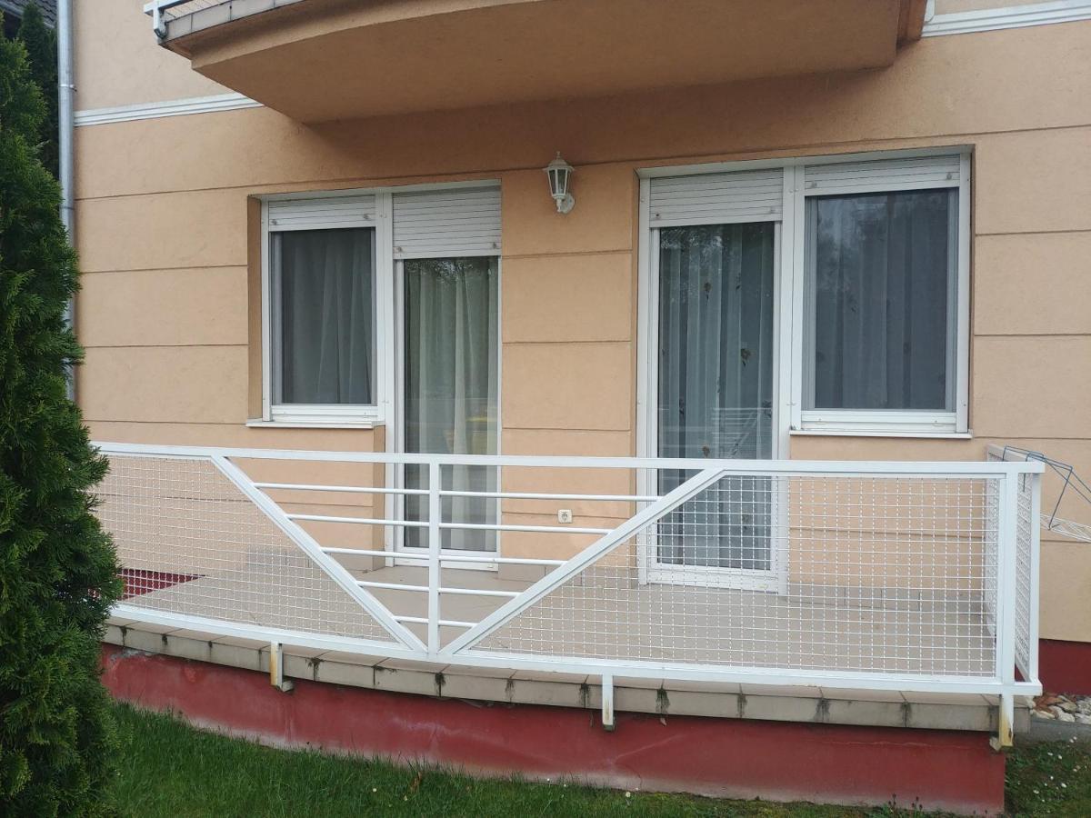 Apartamento Árnyas Balatonlelle Exterior foto